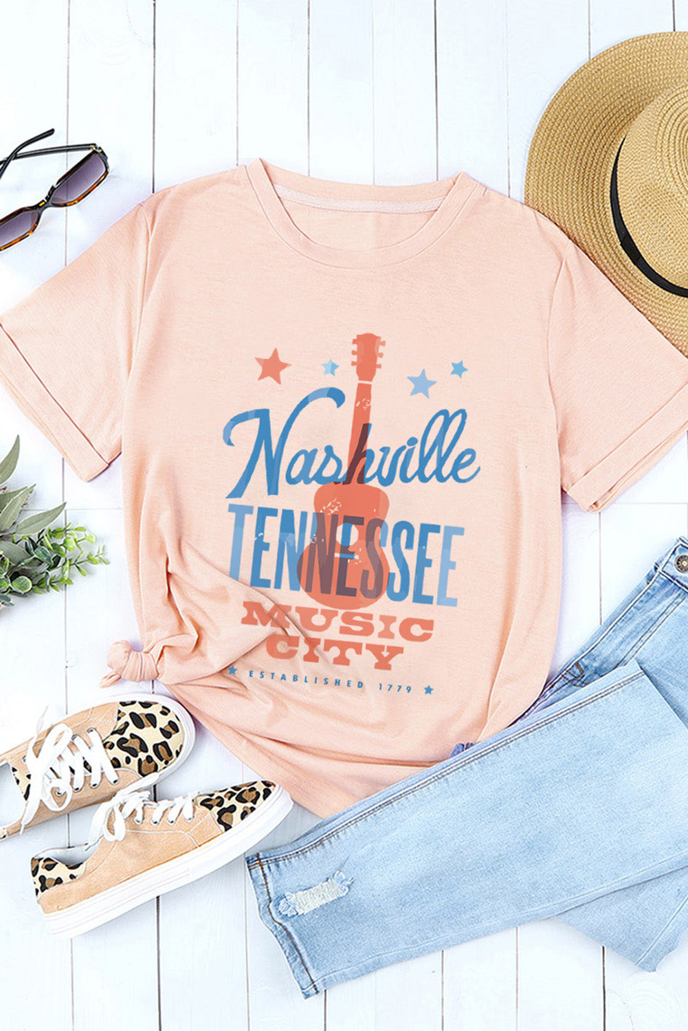 Nashville Tennessee Guitar Graphic Print Crewneck Top